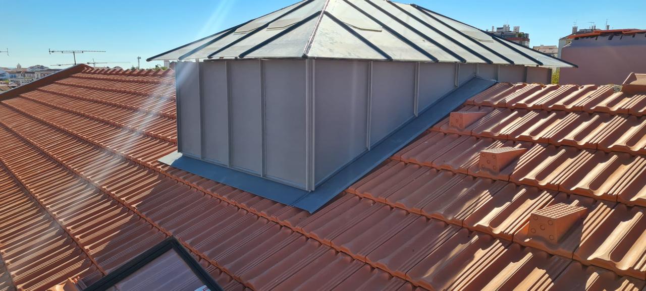 Elemento decorativo em cobre - chamine